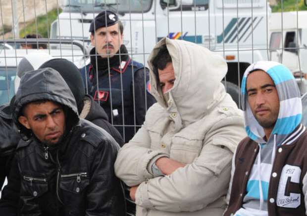 Immigrazione:7,1mln per Frontex in Italia in estate © ANSA