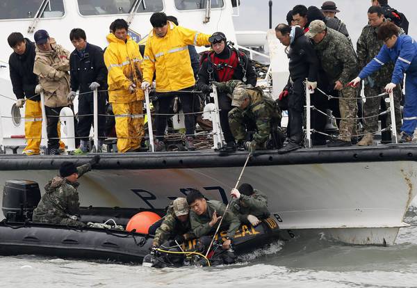 Corea Sud: traghetto affondato, vittime salgono a quota 64