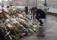Renzi a Mosca, fiori su luogo omicidio Nemtsov © ANSA