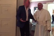 Papa incontra coppia gay negli Usa