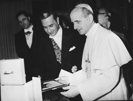 Paolo VI mentre riceve in udienza Aldo Moro © ANSA