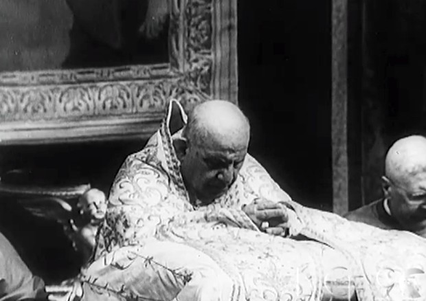 Papa Giovanni XXIII in un frame del video © ANSA
