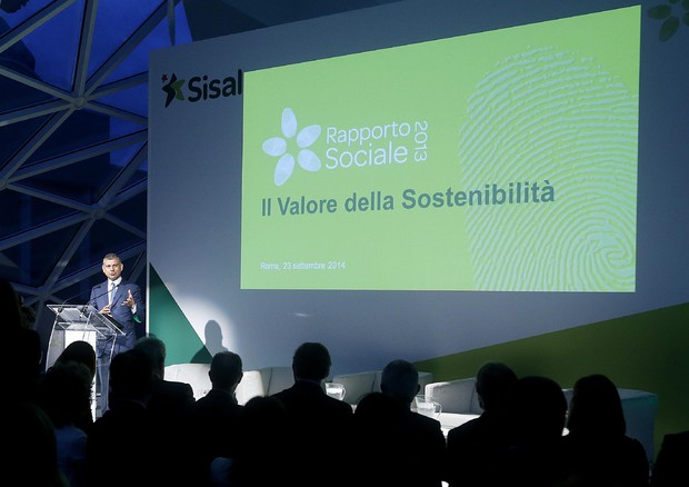 Emilio Petrone, amministratore delegato Sisal durante la presentazione del Rapporto sociale 2013 di  SISAL group © ANSA