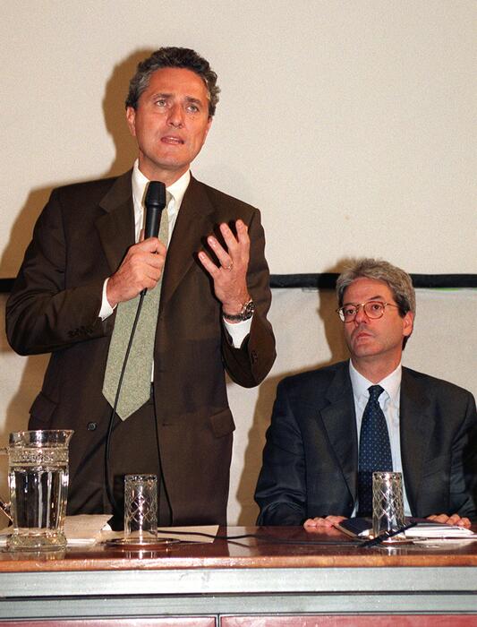Il sindaco di Roma, Francesco Rutelli, e l'assessore al Turismo, Paolo Gentiloni nel 1999 © Ansa