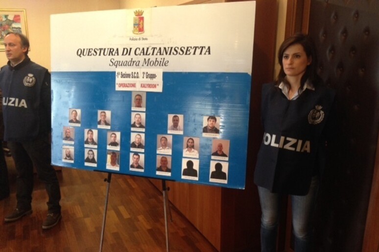 Prostituzione: operazione polizia a Caltanissetta - RIPRODUZIONE RISERVATA