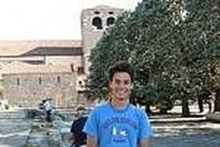 Un 'immagine tratta da Couchsurfing.com di Giulio Regeni, lo studente di 28 anni scomparso il 25  gennaio al Cairo - RIPRODUZIONE RISERVATA